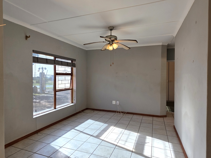 2 Bedroom Property for Sale in Jeffreys Bay Central Eastern Cape